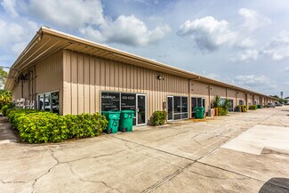 Plus de détails pour 3573 Enterprise Ave, Naples, FL - Industriel/Logistique à louer