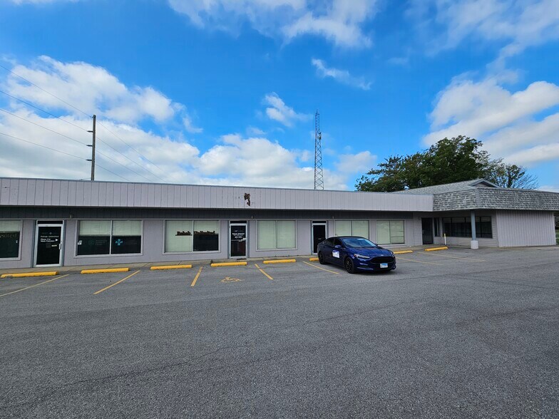 515 E Vienna St, Anna, IL à louer - Photo de l’immeuble – Image 3 sur 20
