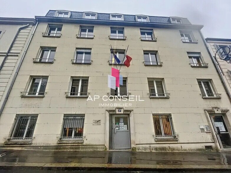 4 Rue Jean Houdon, Versailles à louer - Photo de l’immeuble – Image 1 sur 7