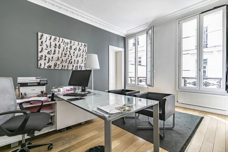 Bureau dans Paris à vendre - Photo de l’immeuble – Image 2 sur 10