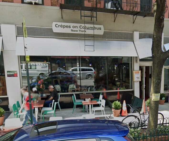 990 Columbus Ave, New York, NY à louer - Photo de l’immeuble – Image 2 sur 6