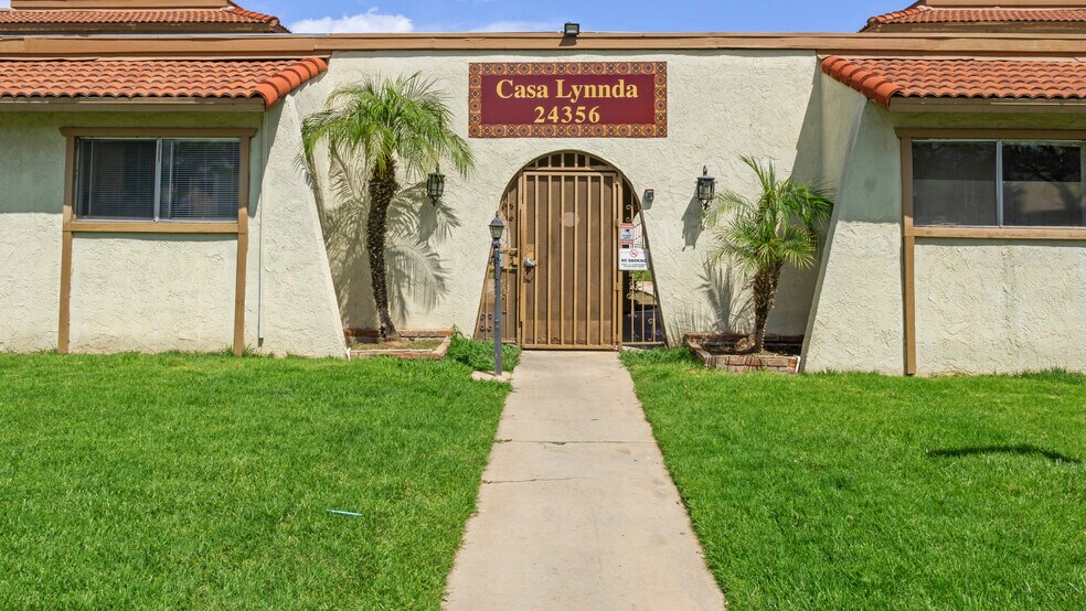 24356 Webster Ave, Moreno Valley, CA à vendre - Photo de l’immeuble – Image 3 sur 7