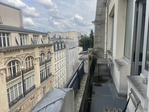 19 Rue D'Enghien, Paris à louer Photo de l’immeuble– Image 2 sur 10