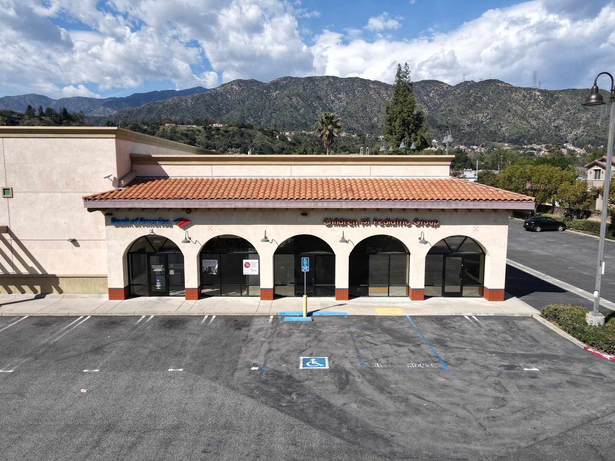 2307-2315 Huntington Dr, Duarte, CA à louer Photo de l’immeuble– Image 1 sur 13