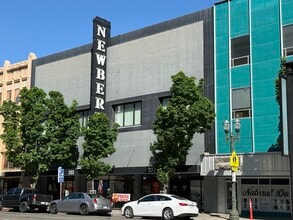 331 E Weber Ave, Stockton, CA à louer Photo intérieure– Image 2 sur 15