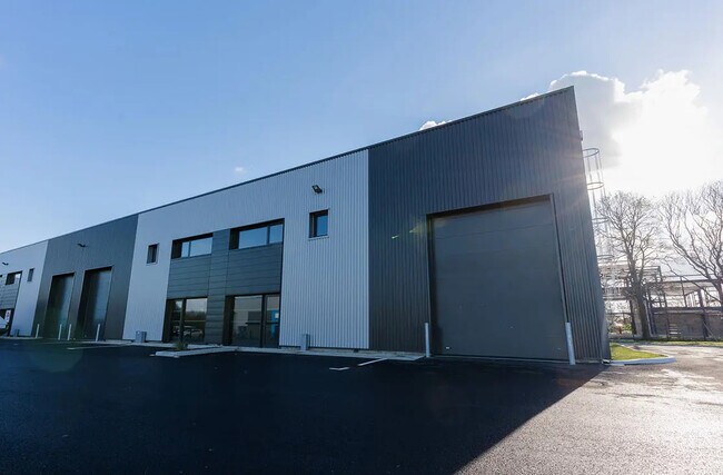 Plus de détails pour Local commercial à vendre