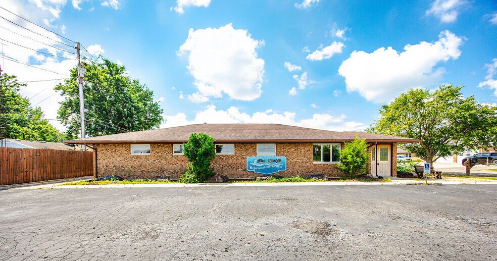 1 Marty Ln, West Alexandria, OH à vendre - Photo de l’immeuble – Image 2 sur 29