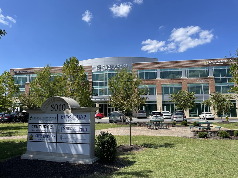 5010 Regency Pl, White Plains, MD à louer - Photo de l’immeuble – Image 1 sur 7