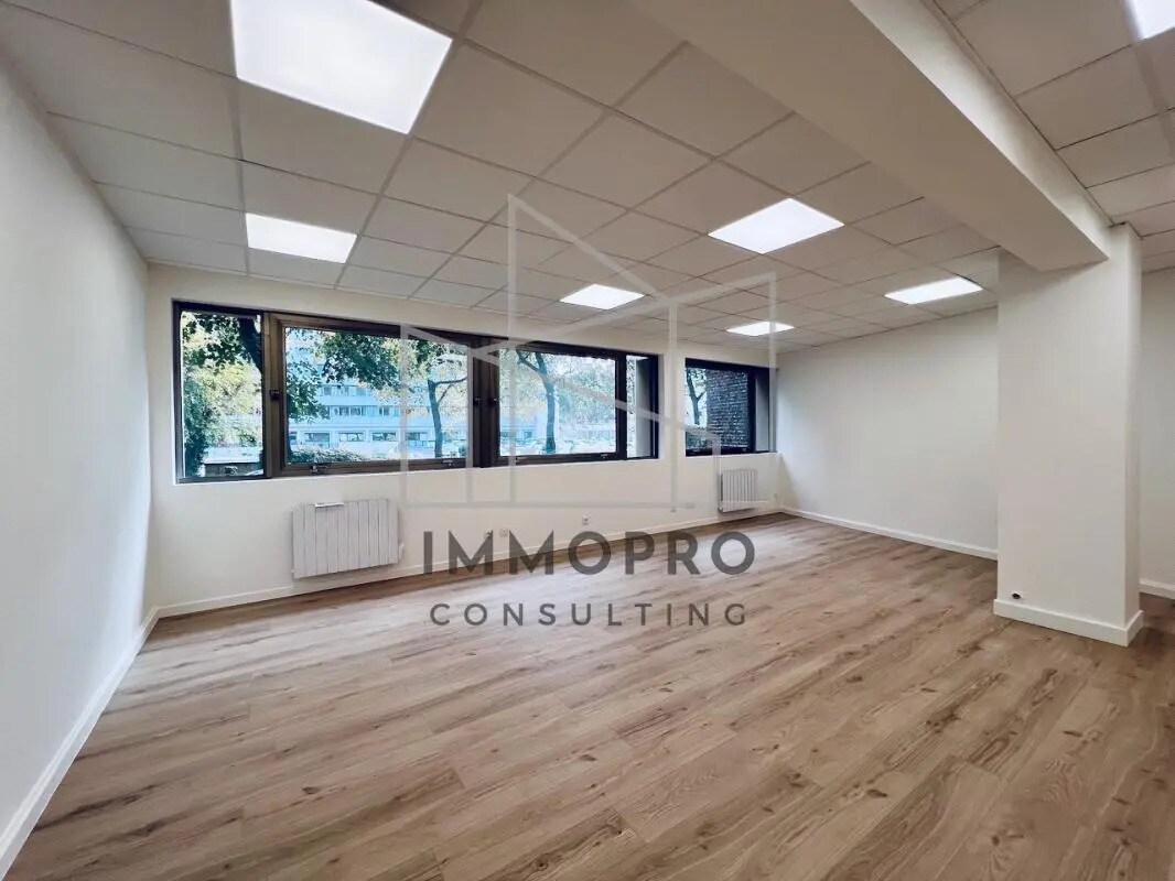 Bureau dans Rouen à vendre Photo de l’immeuble– Image 1 sur 5