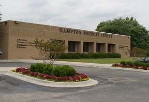 2301 S Hampton Rd, Dallas, TX à louer Photo de l’immeuble– Image 1 sur 3