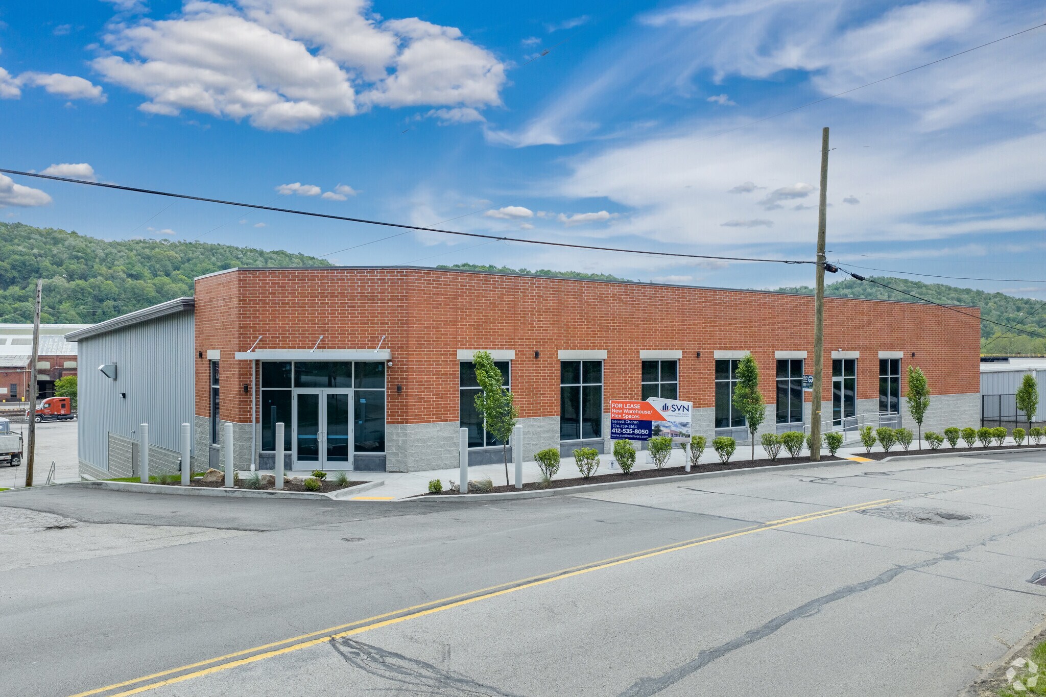 296 State St, Clairton, PA à vendre Photo principale– Image 1 sur 8