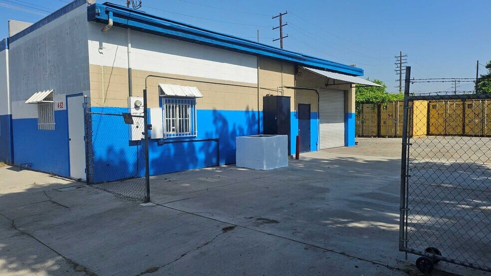 432 Oak St, San Bernardino, CA à vendre - Photo de l’immeuble – Image 1 sur 8