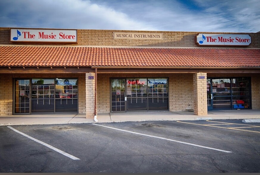 2630 W Baseline Rd, Mesa, AZ à louer - Photo de l’immeuble – Image 1 sur 7