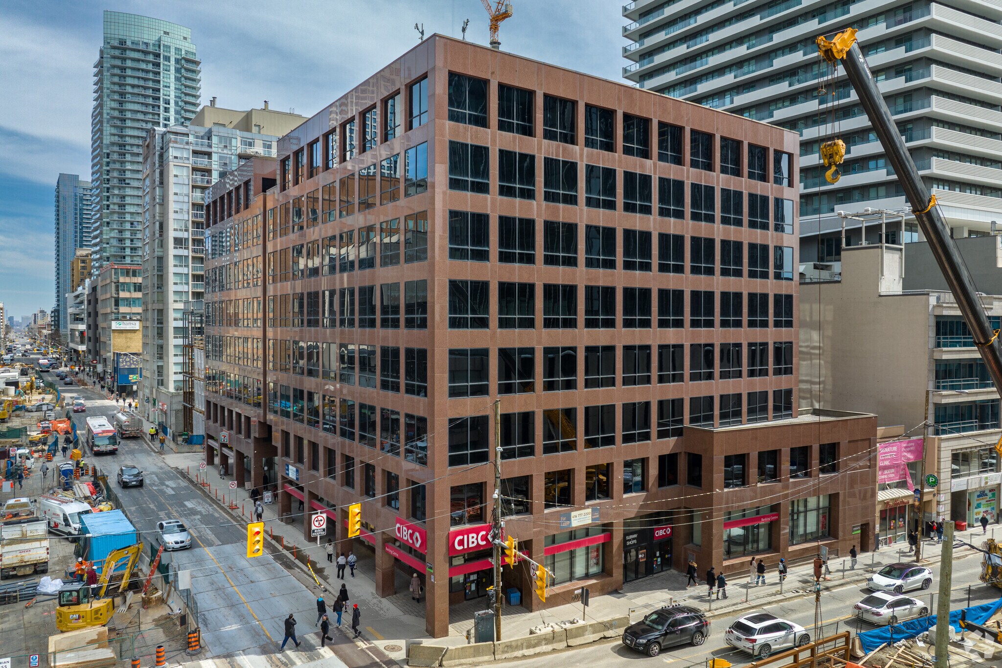 1 Eglinton Ave E, Toronto, ON à louer Photo de l’immeuble– Image 1 sur 7