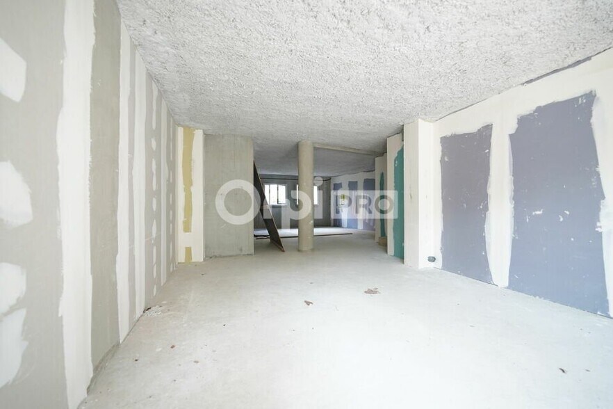 Local commercial dans Chaponnay à vendre - Photo intérieure – Image 2 sur 5