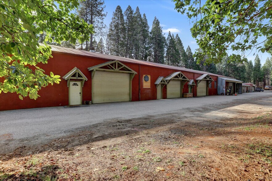 14724 N Bloomfield Rd, Nevada City, CA à vendre - Photo de l’immeuble – Image 3 sur 103