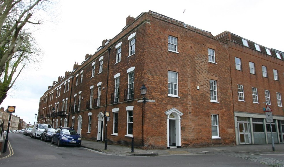 1A King Sq, Bridgwater à louer - Photo principale – Image 1 sur 5