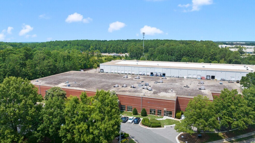 2900 Perimeter Park Dr, Morrisville, NC à louer - Photo de l’immeuble – Image 2 sur 3