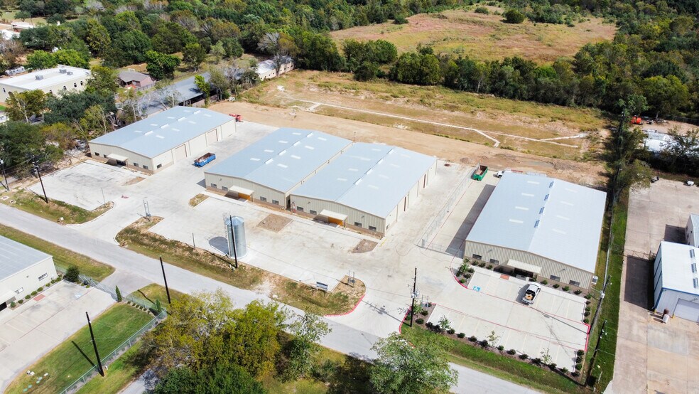 3406 Longhorn Dr, Houston, TX à louer - Photo de l’immeuble – Image 2 sur 23