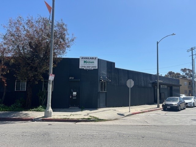 5574 W Washington Blvd, Los Angeles, CA à louer Photo de l’immeuble– Image 1 sur 8