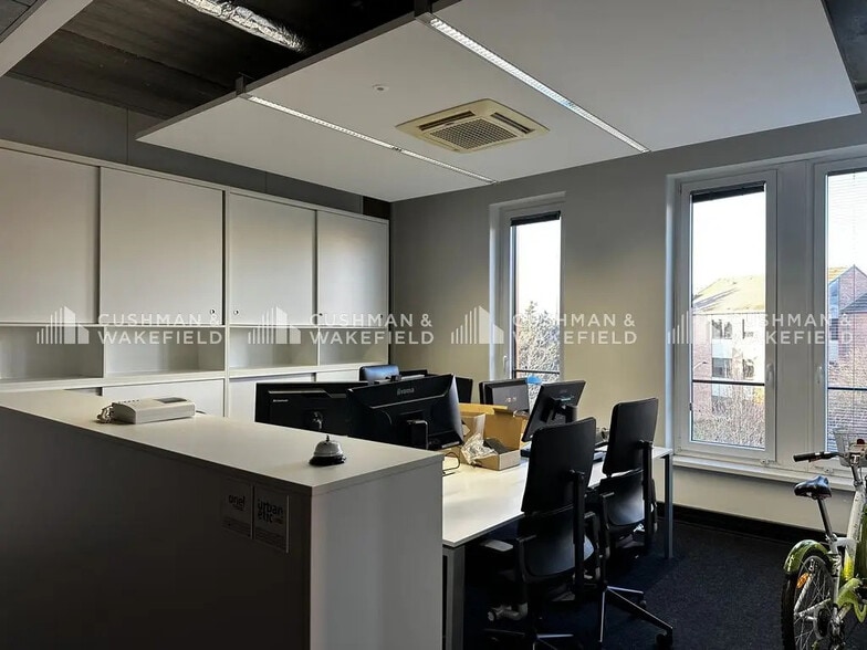 Bureau dans Strasbourg à vendre - Photo de l’immeuble – Image 2 sur 11