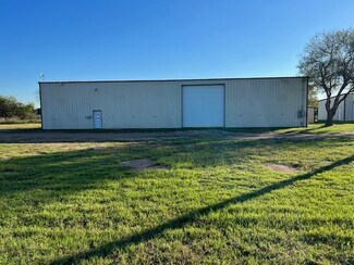 Plus de détails pour 54 Bubba Palmer Rd, Cuero, TX - Industriel/Logistique à vendre
