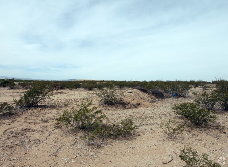 7636 SW Wilmot Rd, Tucson, AZ à vendre - Photo de l’immeuble – Image 2 sur 5