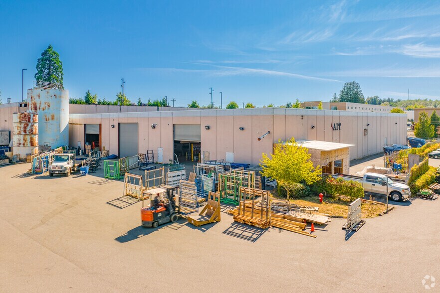 3252 262nd St, Langley Twp, BC à vendre - Photo de l’immeuble – Image 2 sur 4