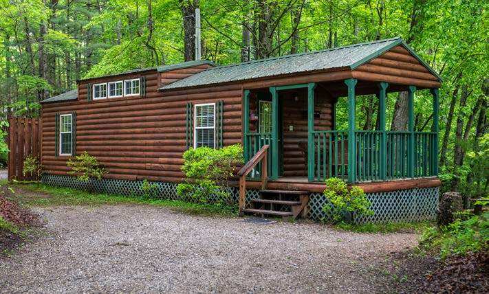 600 Bear Den Mountain Rd, Spruce Pine, NC à vendre - Photo principale – Image 1 sur 1