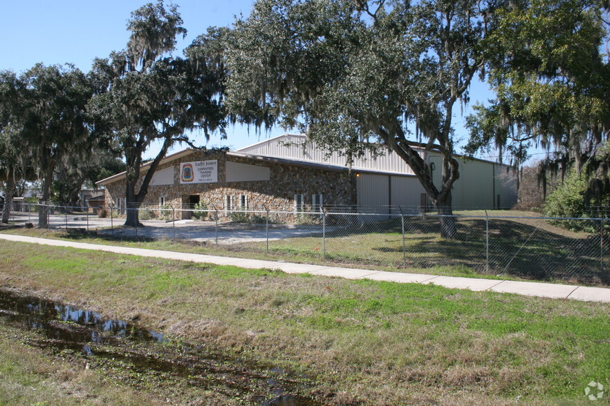 2 Buildings Totaling 21,307 SF on 2 Acre portefeuille de 2 biens à vendre sur LoopNet.fr - Photo de l’immeuble – Image 3 sur 9