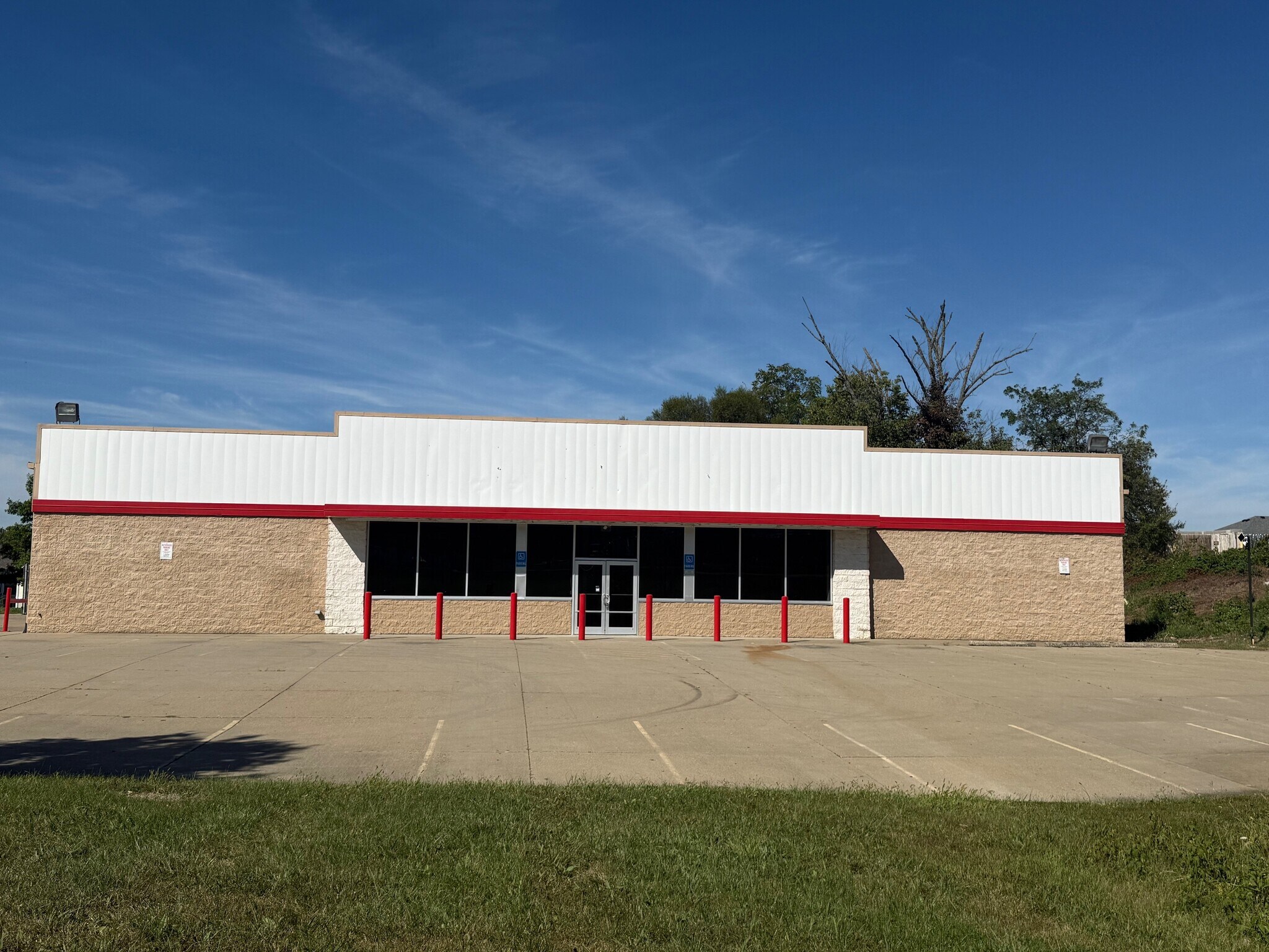 10255 Dixie Hwy, Florence, KY à louer Photo de l’immeuble– Image 1 sur 9