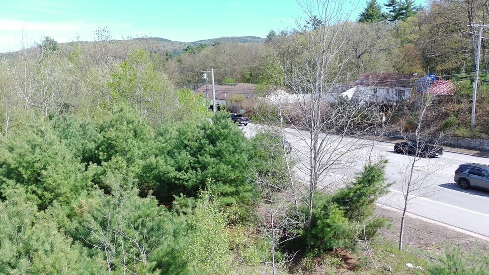 988 Dover Rd, Epsom, NH à vendre - Photo de l’immeuble – Image 1 sur 26