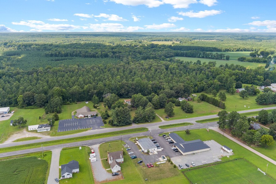 7933 Richmond Tappahannock, Aylett, VA à vendre - Photo de l’immeuble – Image 2 sur 9