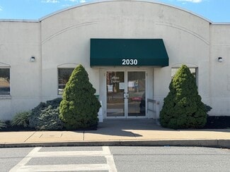 Plus de détails pour 2030 Center St, Northampton, PA - Bureau/Médical à louer
