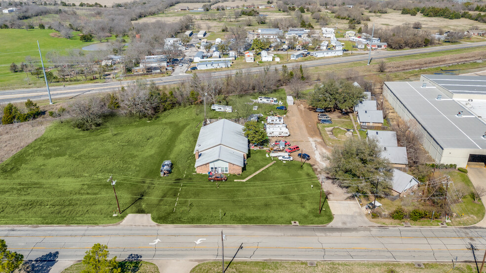 2302 Live Oak St, Commerce, TX à vendre - Photo de l’immeuble – Image 3 sur 5