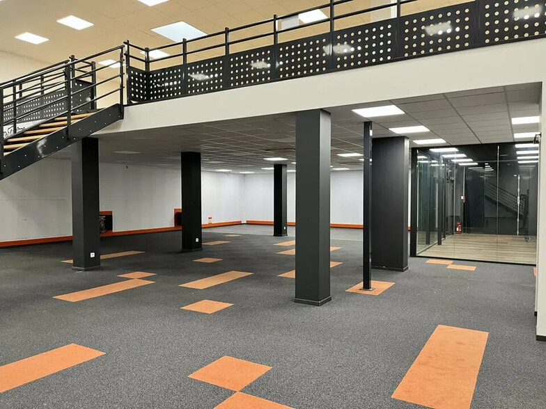 4 Rue Jean Monnet, Eckbolsheim à louer - Photo de l’immeuble – Image 2 sur 23