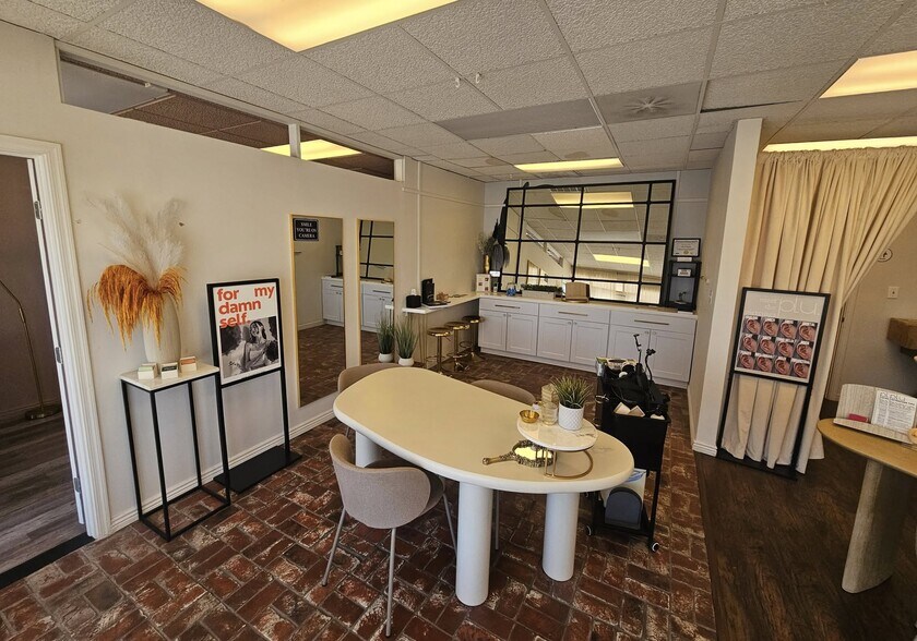 5202 N 7th St, Phoenix, AZ à louer - Photo de l’immeuble – Image 2 sur 11