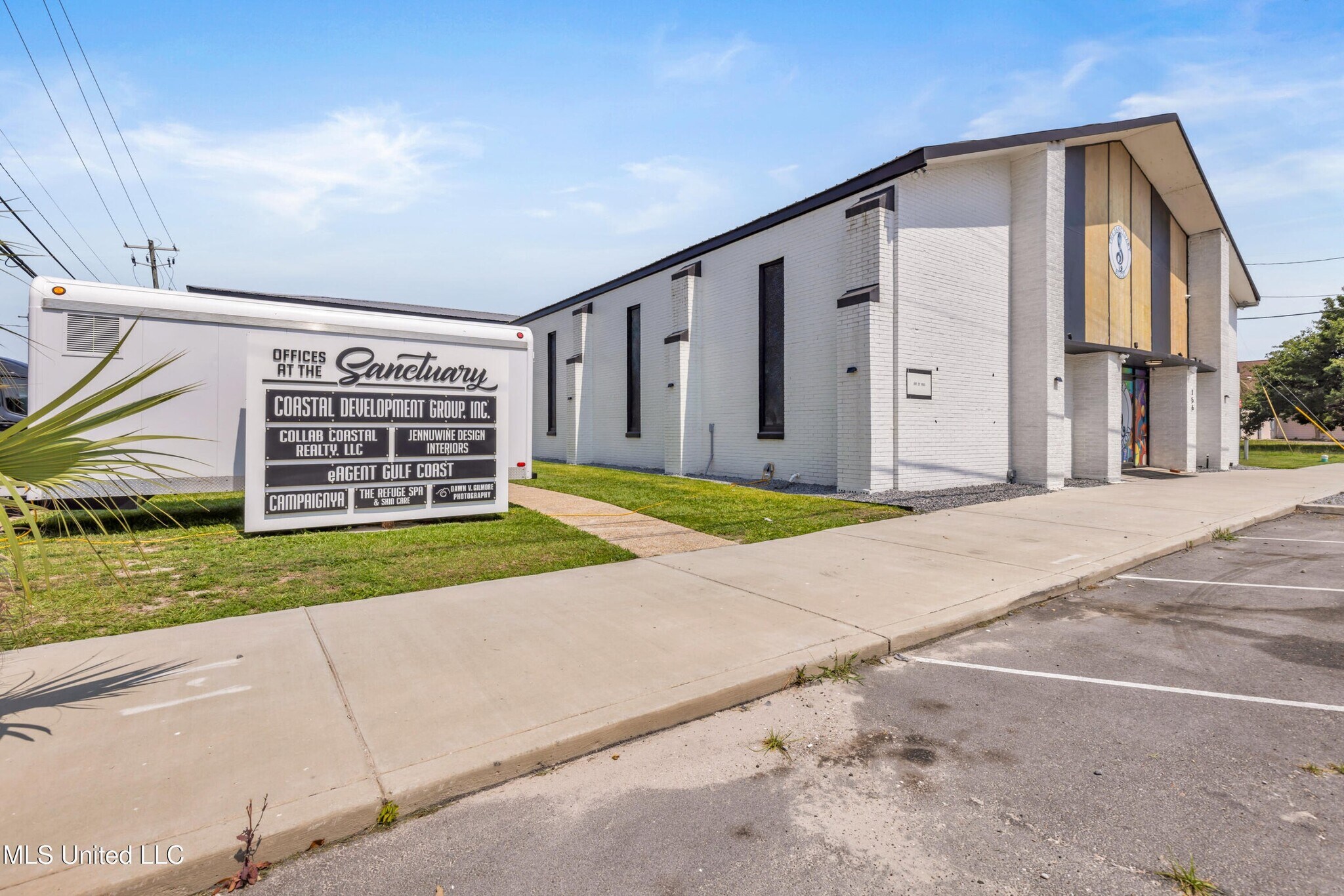 156 Camellia St, Biloxi, MS à vendre Photo principale– Image 1 sur 96