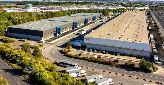 Plus de détails pour 3 A, Aulnay-sous-Bois - Bureau, Industriel/Logistique à louer