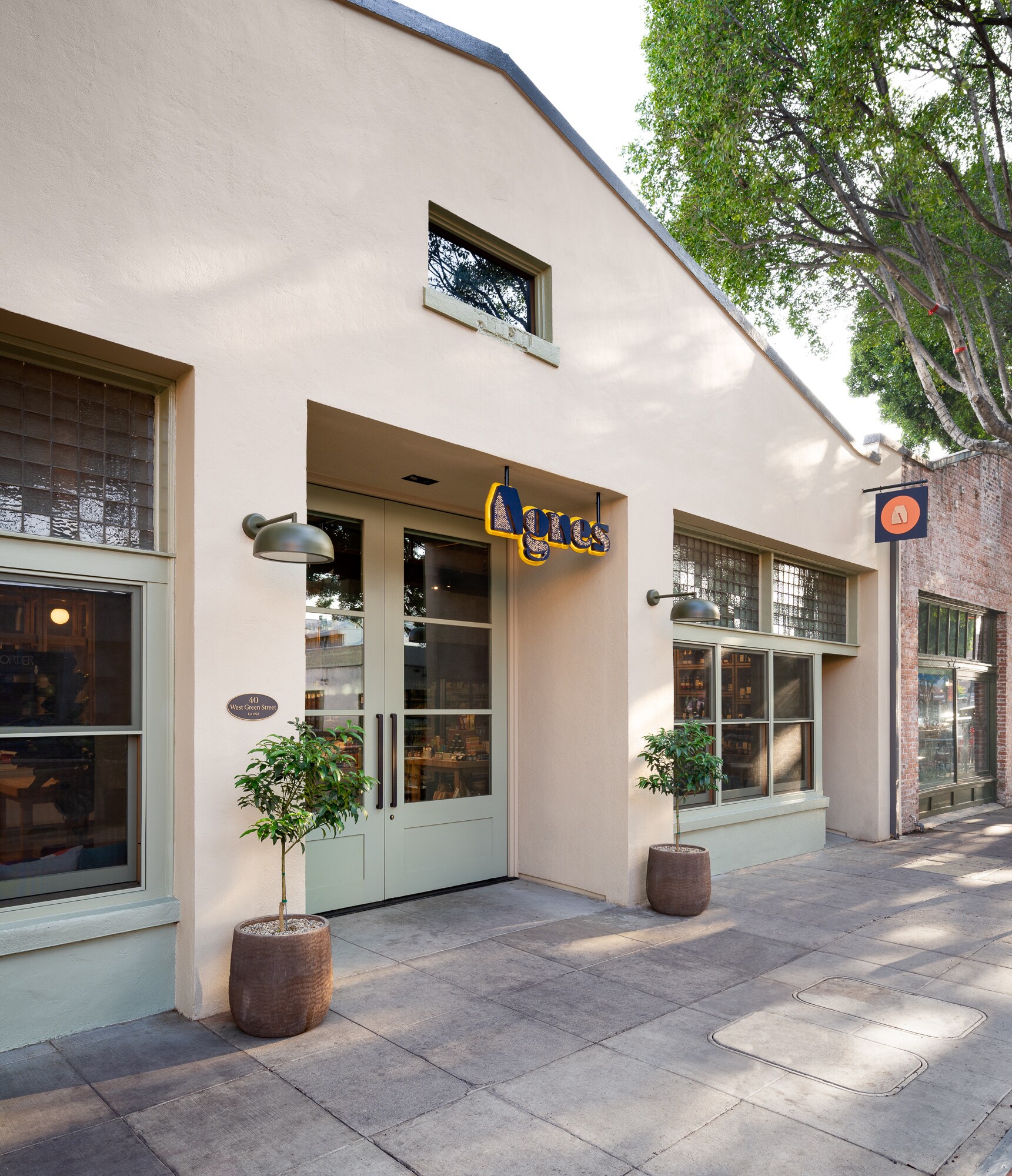 40 W Green St, Pasadena, CA à vendre Photo de l’immeuble– Image 1 sur 10