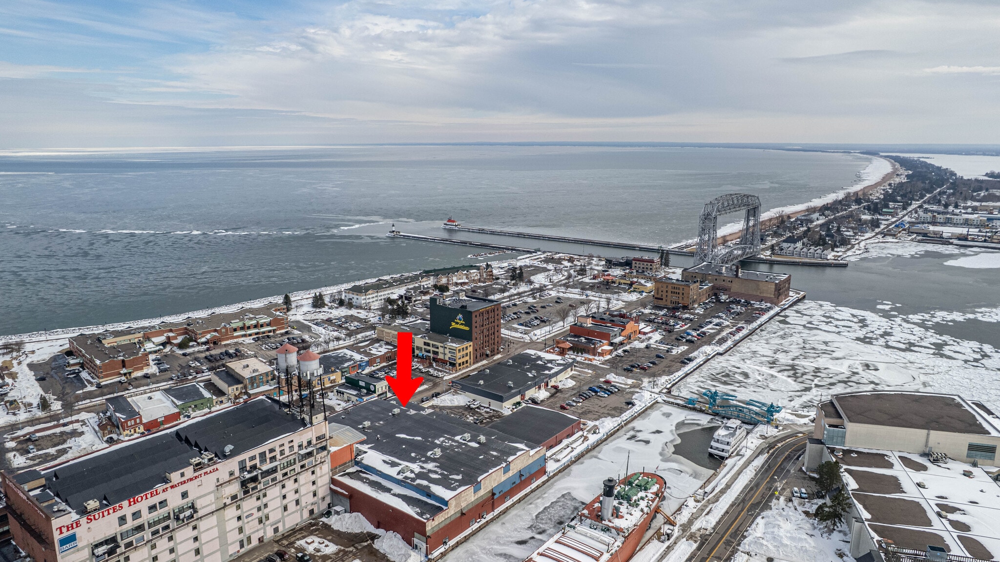 525 S Lake Ave, Duluth, MN à louer Aérien– Image 1 sur 17