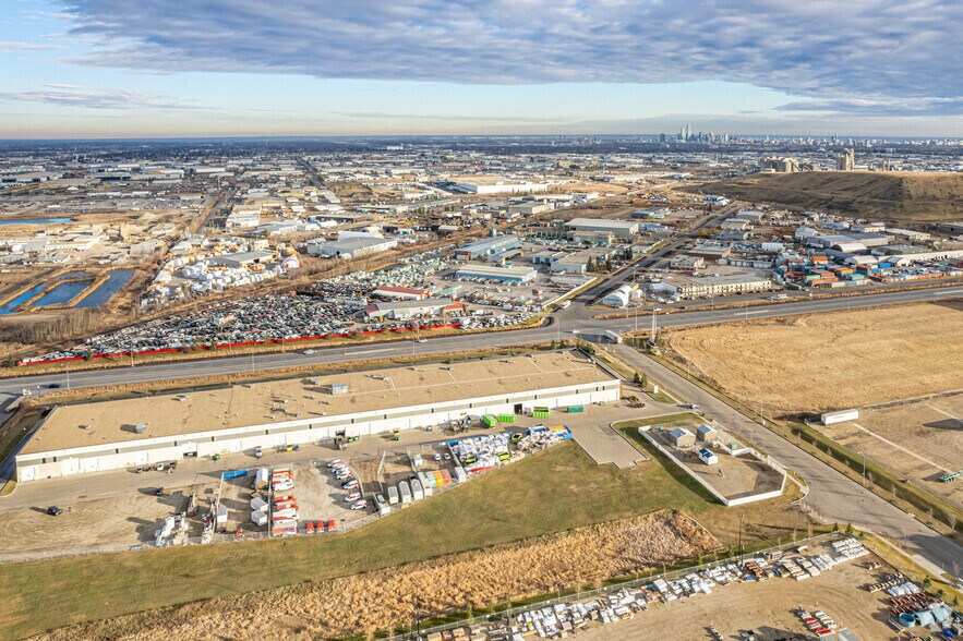 12908-12960 170 St NW, Edmonton, AB à louer - Aérien – Image 2 sur 9