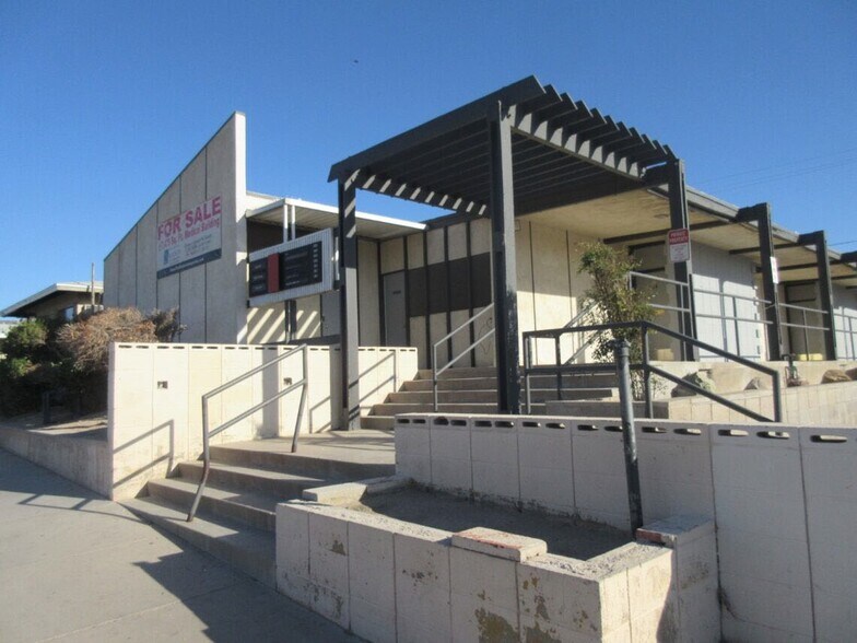 900-914 E Main St, Barstow, CA à vendre - Photo de l’immeuble – Image 2 sur 6