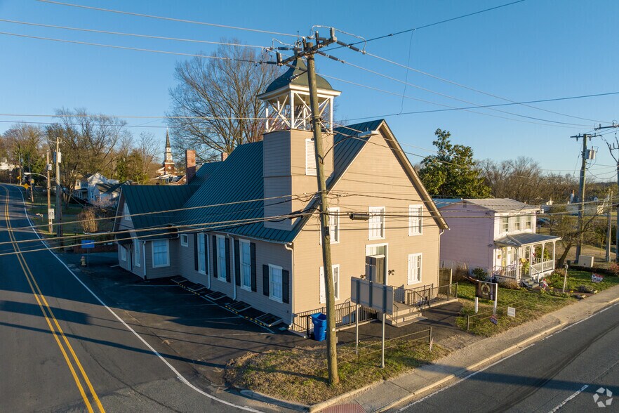 100 Forbes St, Fredericksburg, VA à louer - Photo principale – Image 1 sur 90