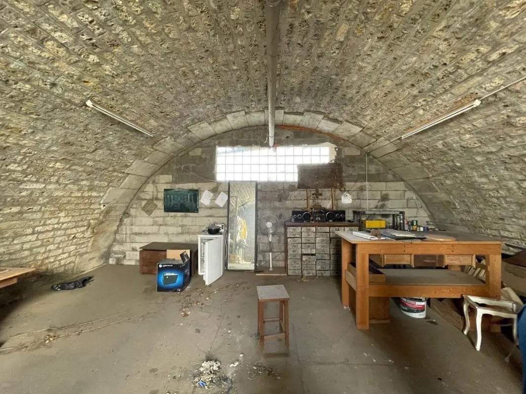 Industriel/Logistique dans Meudon à louer Photo intérieure– Image 1 sur 4