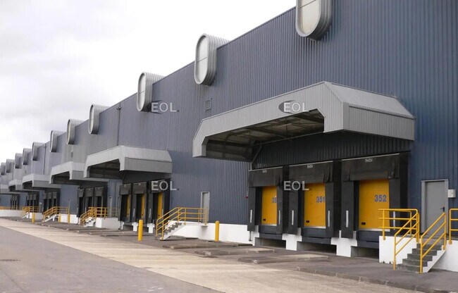 Plus de détails pour Industriel/Logistique à louer