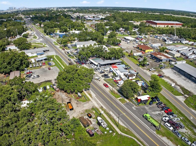 6220 E Broadway Ave, Tampa, FL à vendre - Photo de l’immeuble – Image 3 sur 6