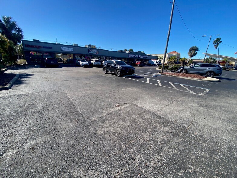 3642-3684 W Gandy Blvd, Tampa, FL à vendre - Photo principale – Image 1 sur 9
