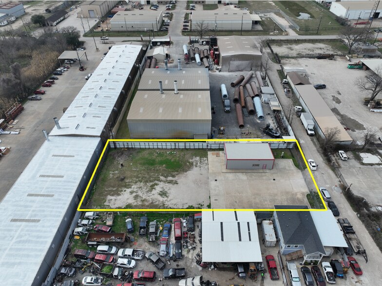 6456 Cunningham Rd, Houston, TX à louer - Photo de l’immeuble – Image 1 sur 14