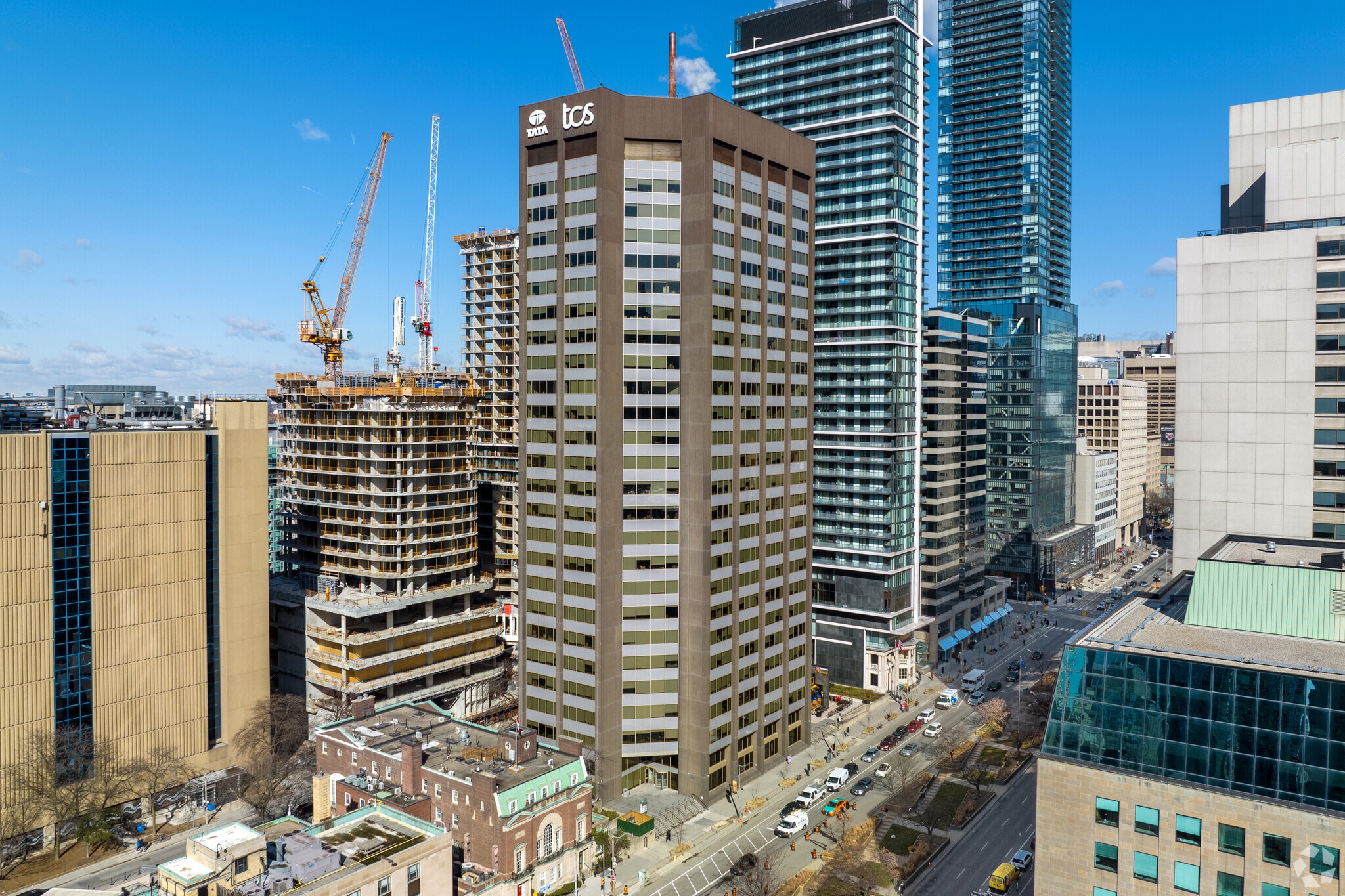 400 University Ave, Toronto, ON à louer Photo principale– Image 1 sur 6